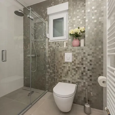 Penthouse Jure Apartman *