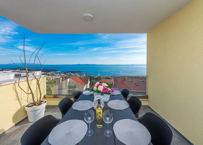 Penthouse Jure Appartamento Makarska