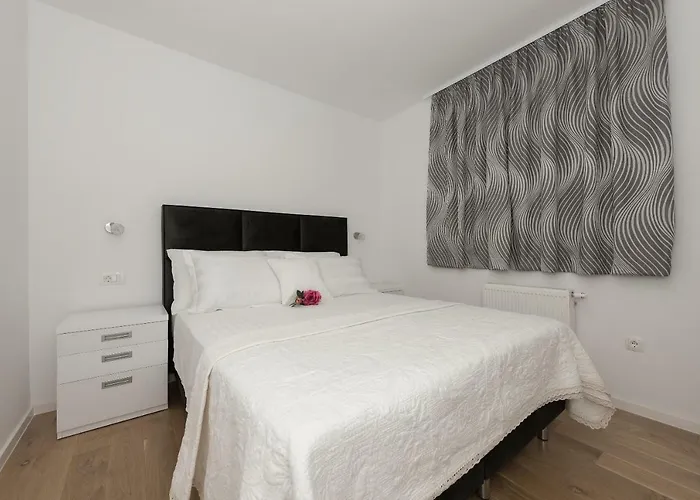 Penthouse Jure Appartamento *