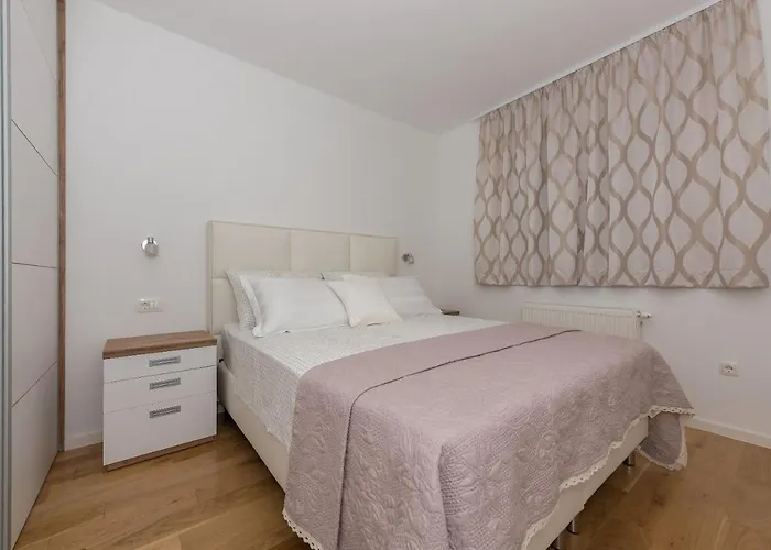 Penthouse Jure * Makarska